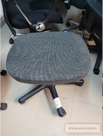 Fotele i krzesła - pakiet zawierający 46 szt. (wg oddzielnego wykazu) 